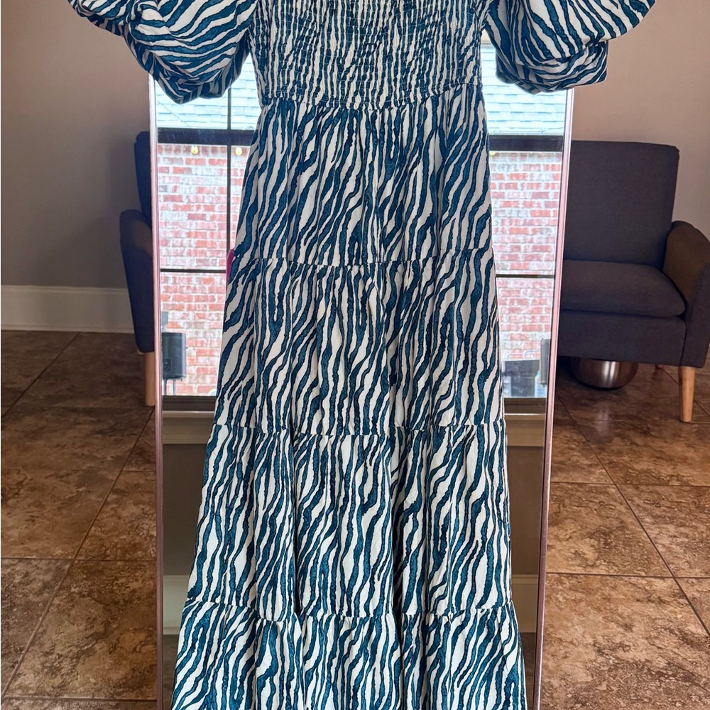 Entro stripe print dress